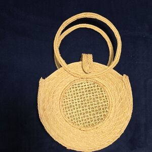 Elegant Tan Woven Handbag